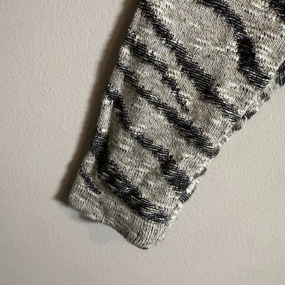 Soft Surroundings Zebra Print Fringe Knit Cardigan Sweater Women's Medium Shawl - Picture 8 of 13